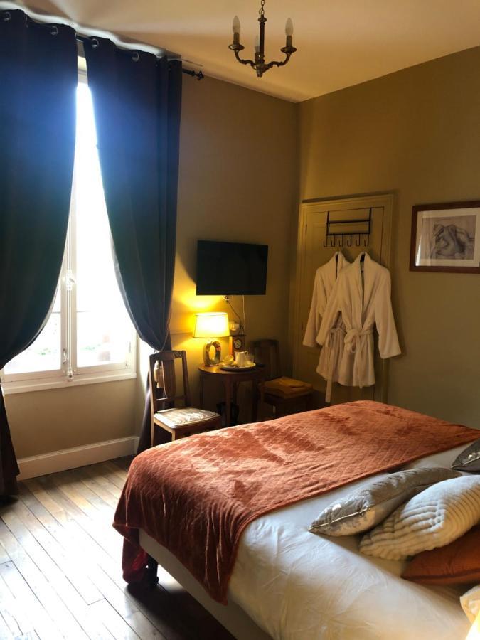Maison De La Comtesse Cosne-d'Allier Bagian luar foto